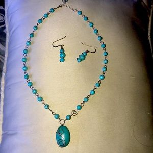 Turquoise necklace set